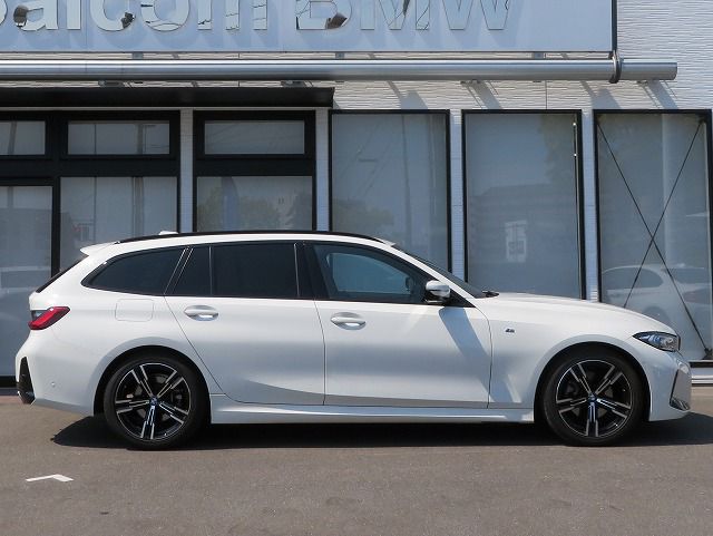 G21 320i Touring LCI RHD