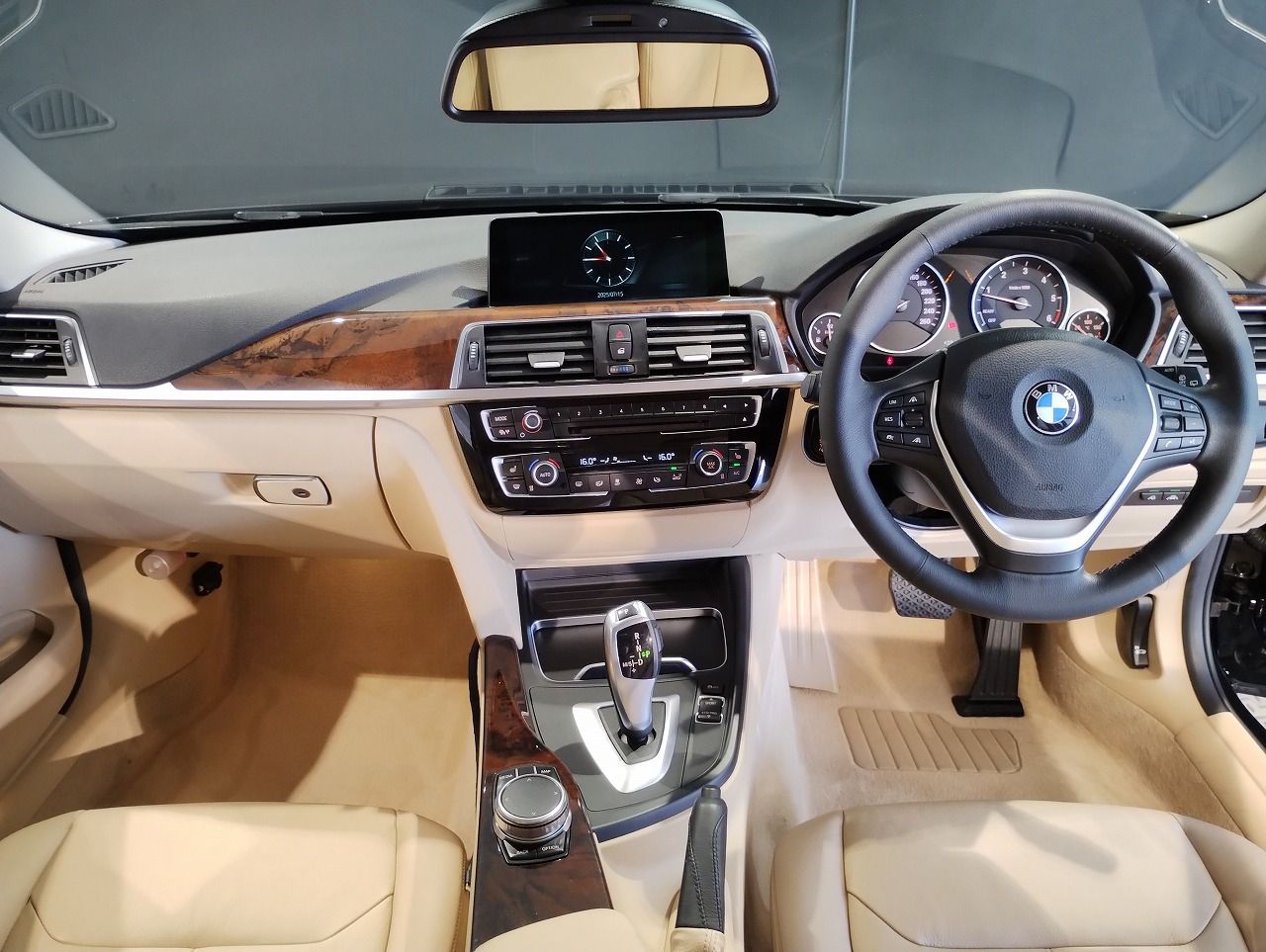 320D TOURING RHD