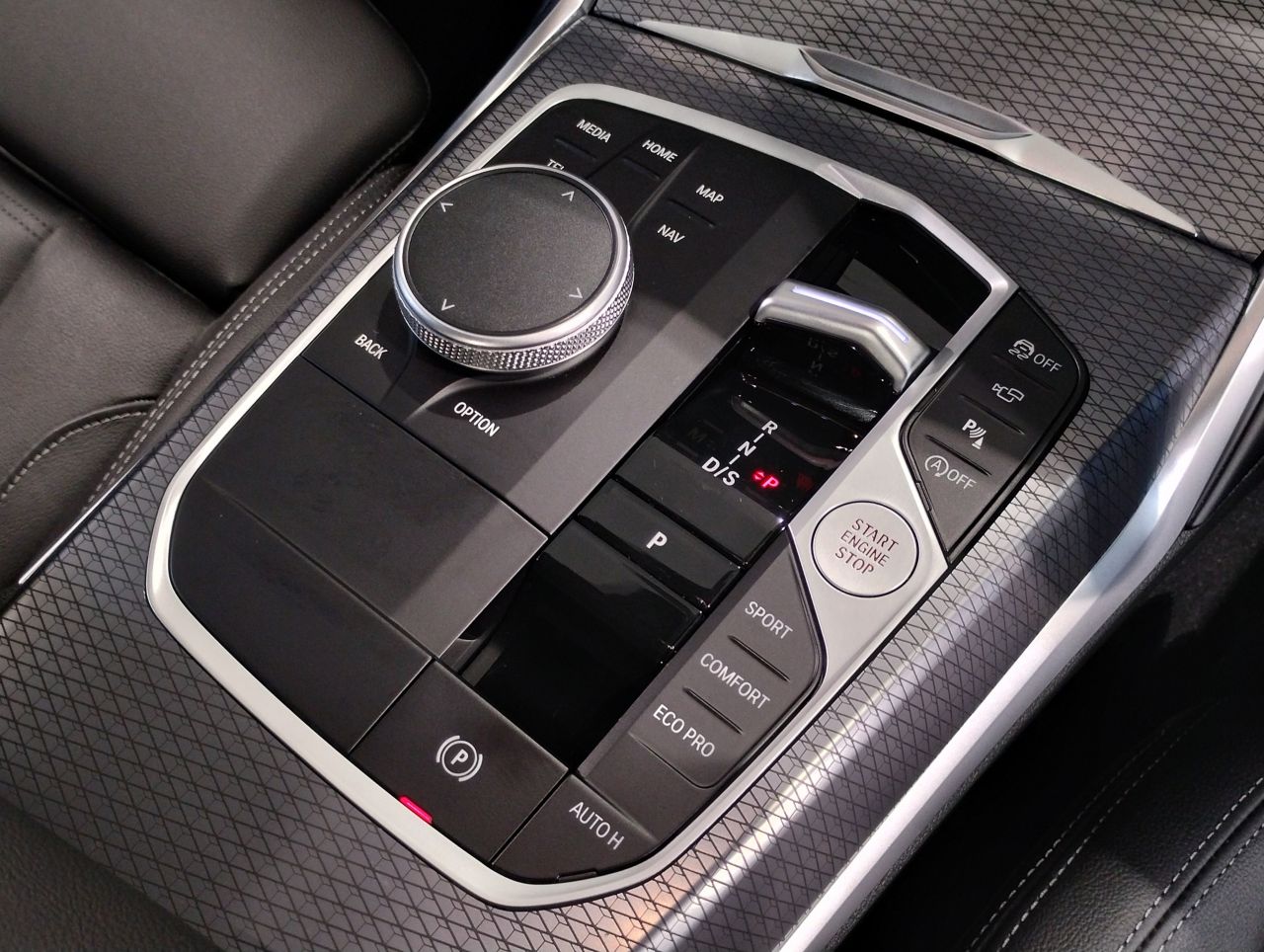 G20 320i Saloon LCI RHD MX