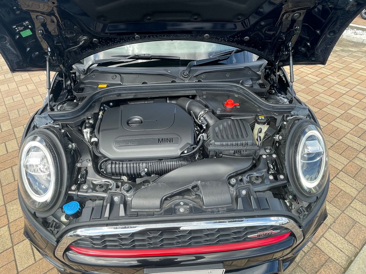 F57 MINI John Cooper Works Convertible LCI