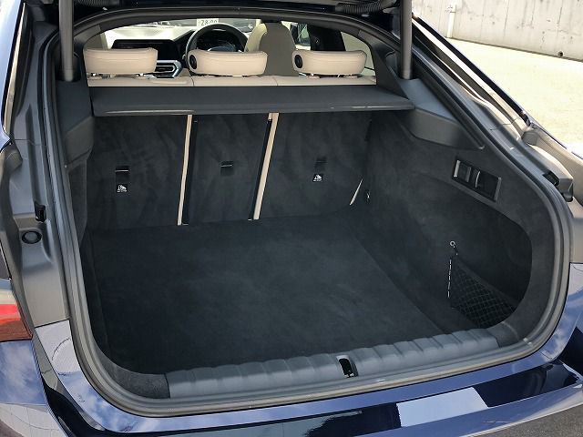 420i Gran Coupé RHD