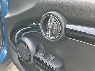 MINI Cooper F56 RHD