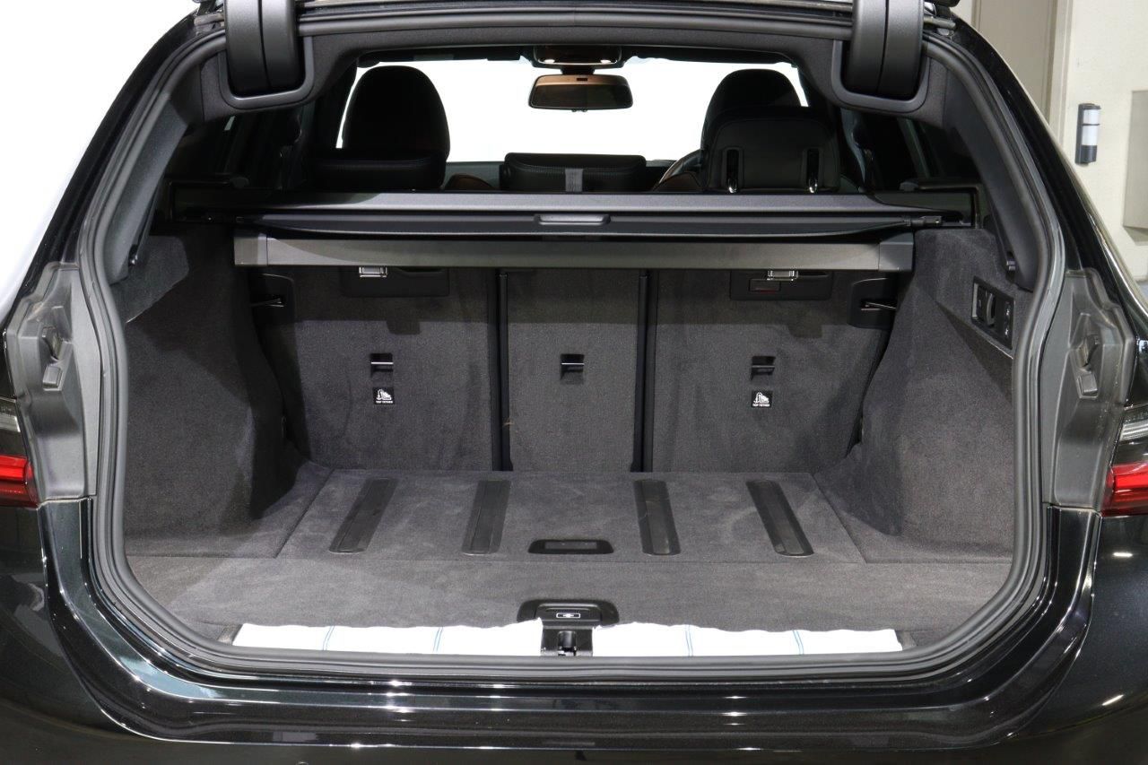 G21 320i Touring LCI RHD