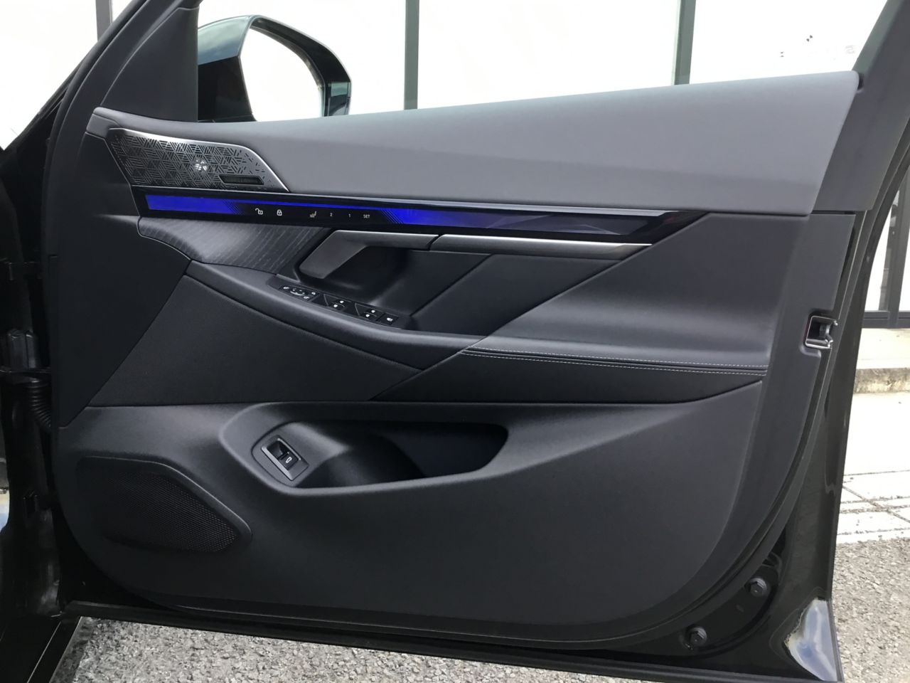 BMW i5 eDrive40 Sedan RHD