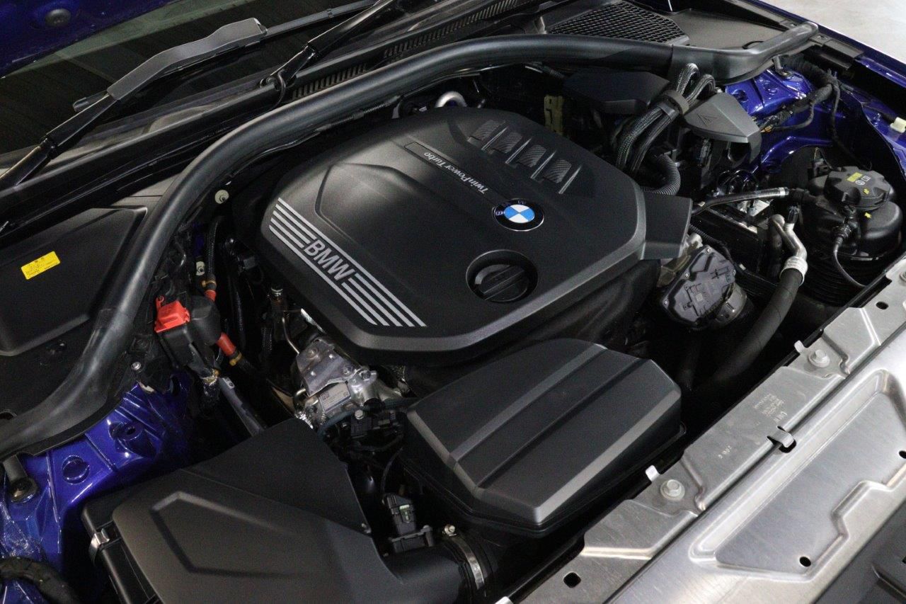 320d xDrive Berline RHD