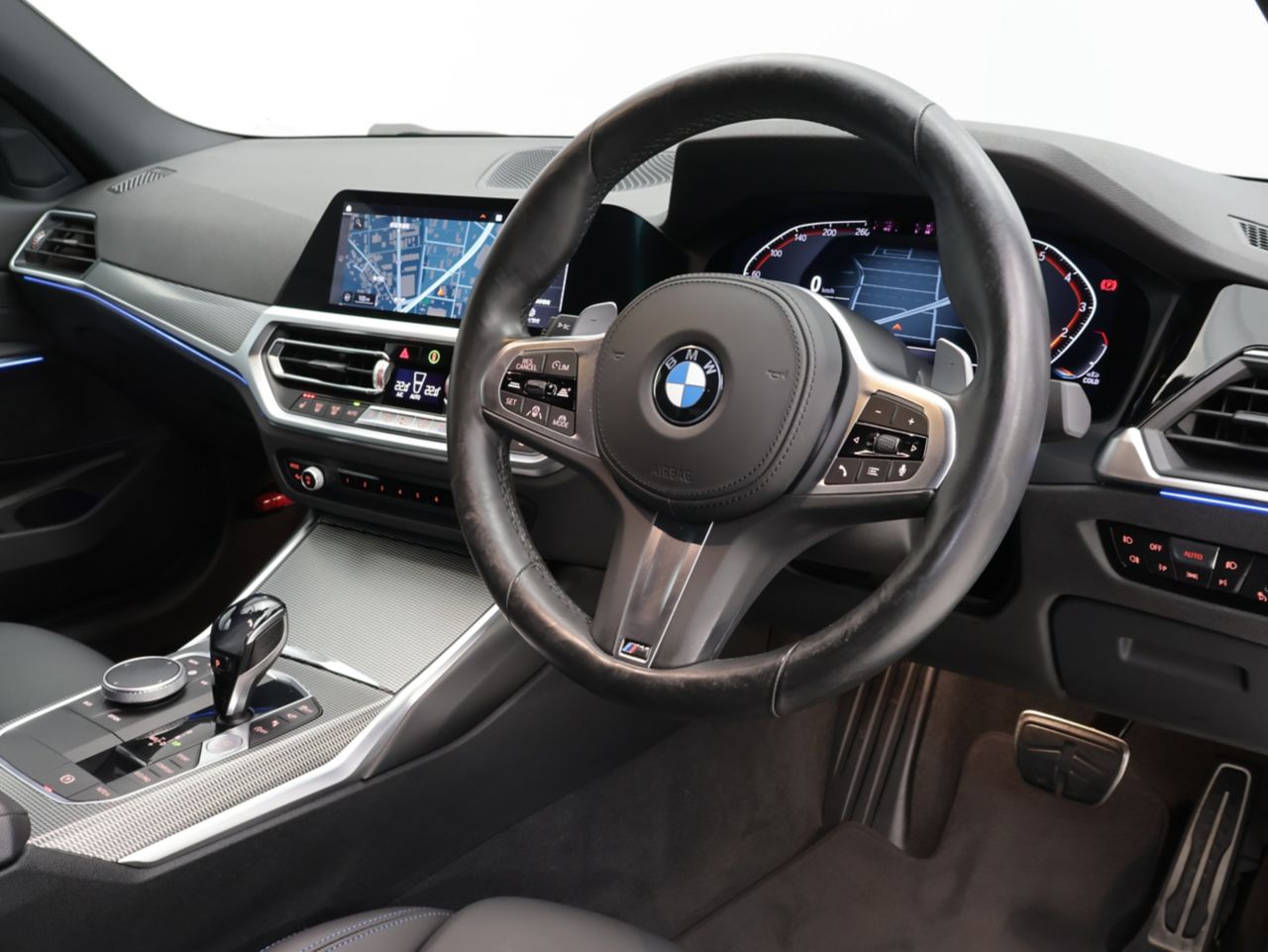 G20 320i Saloon RHD MX