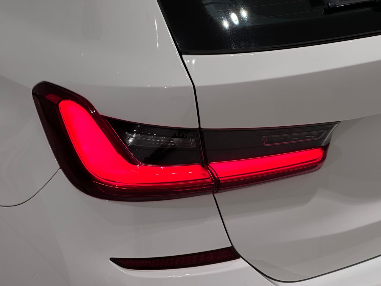 G21 320i RHD