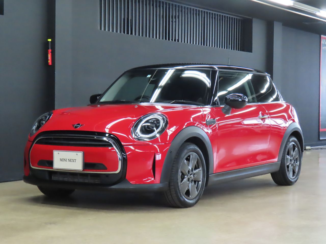 MINI Cooper F56 RHD