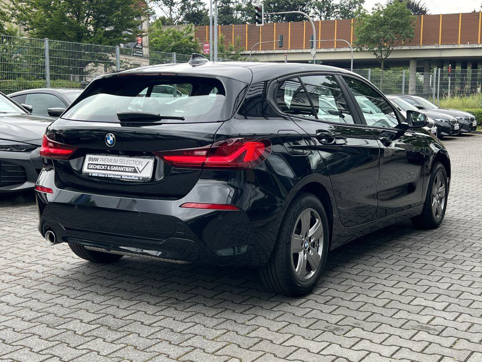 BMW 118