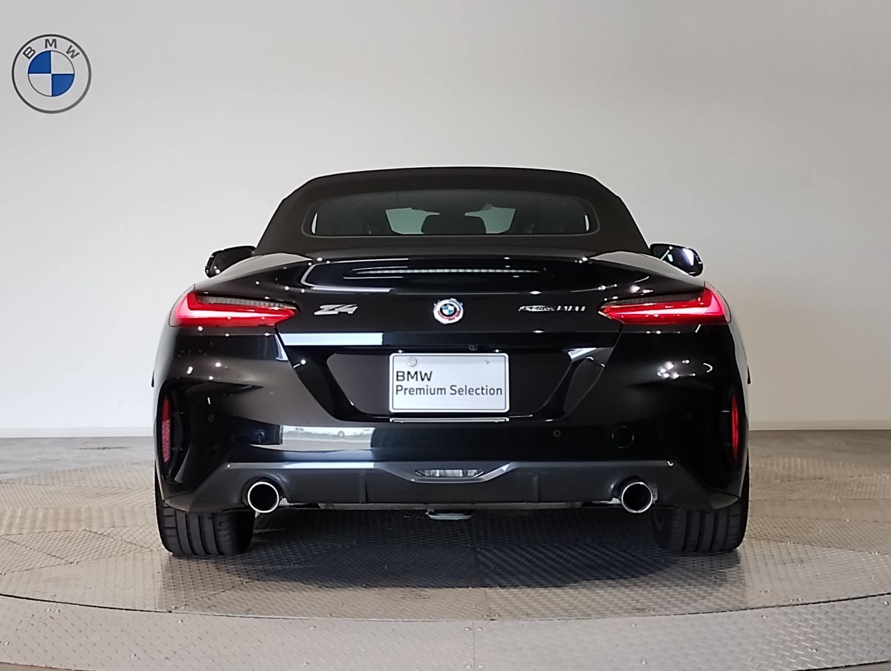 G29 z4 sDrive20i RHD