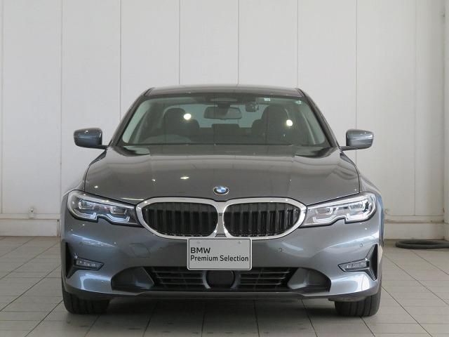 G20 320d xDrive RHD Saloon