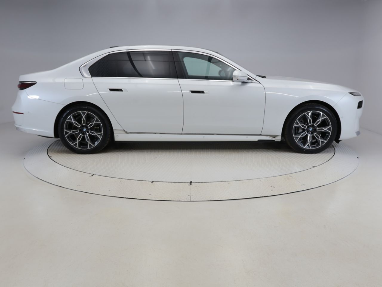 BMW i7 eDrive50 Sedan RHD