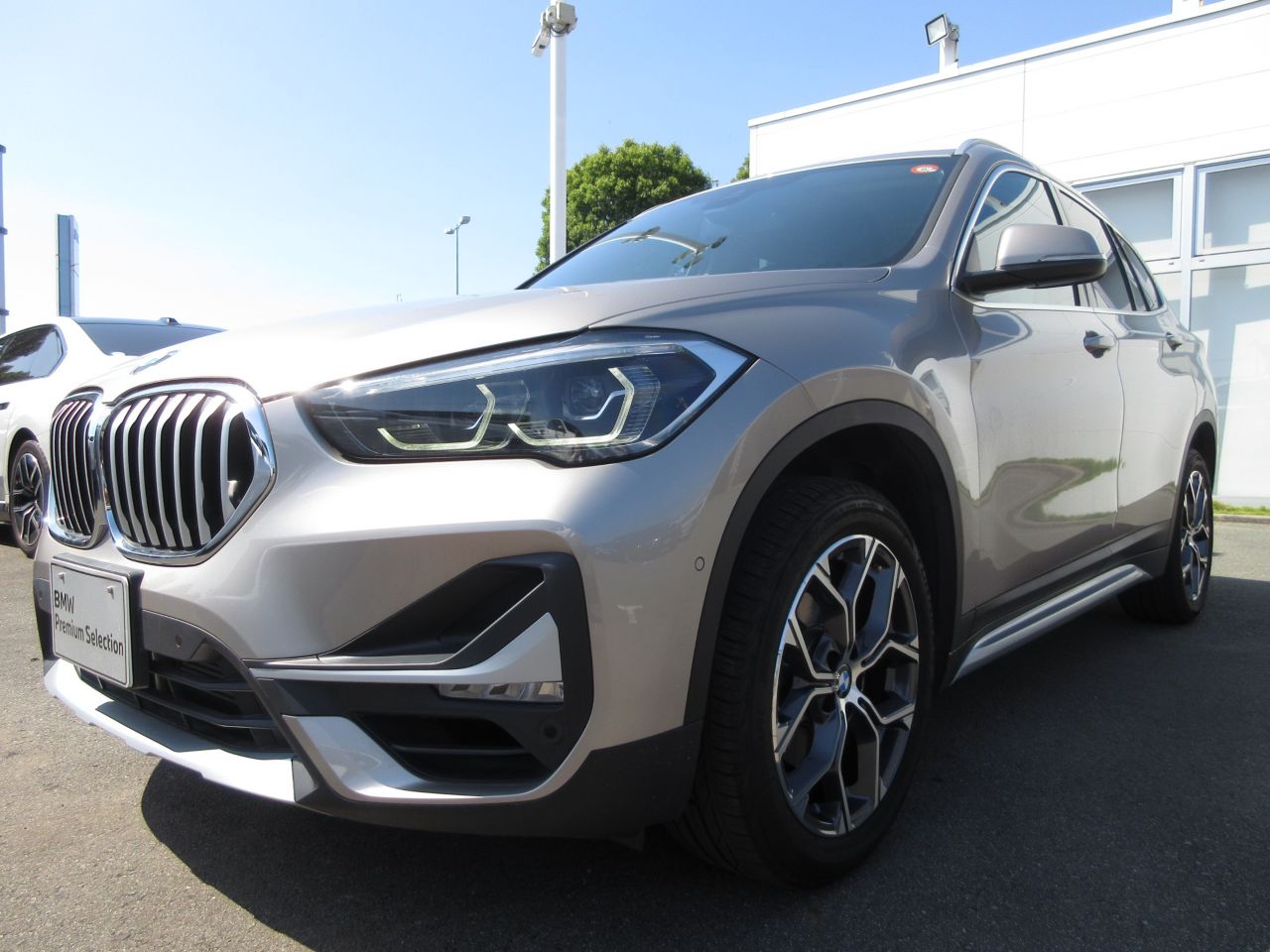 X1 sDrive18i RHD