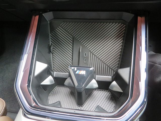 X3 M50 US