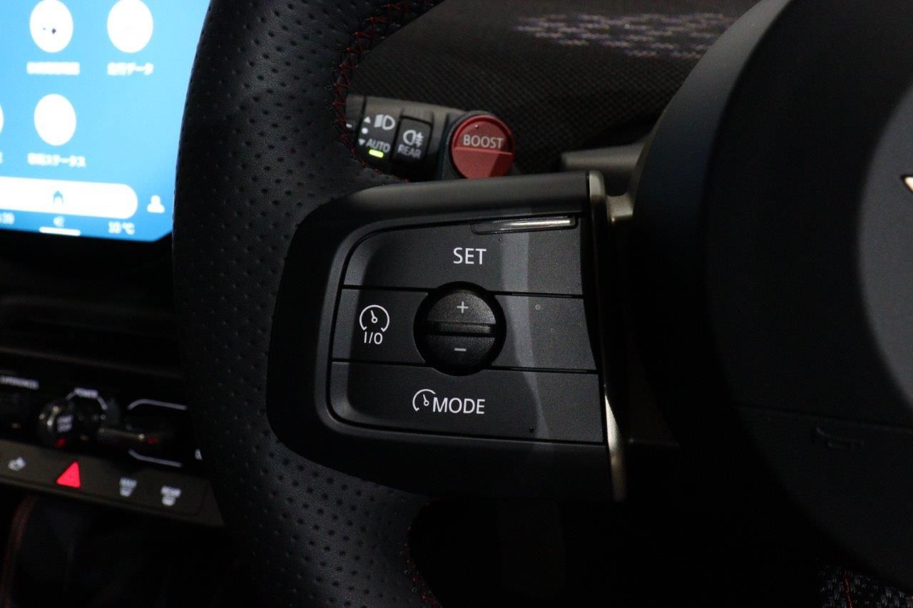 J01 MINI John Cooper Works Electric