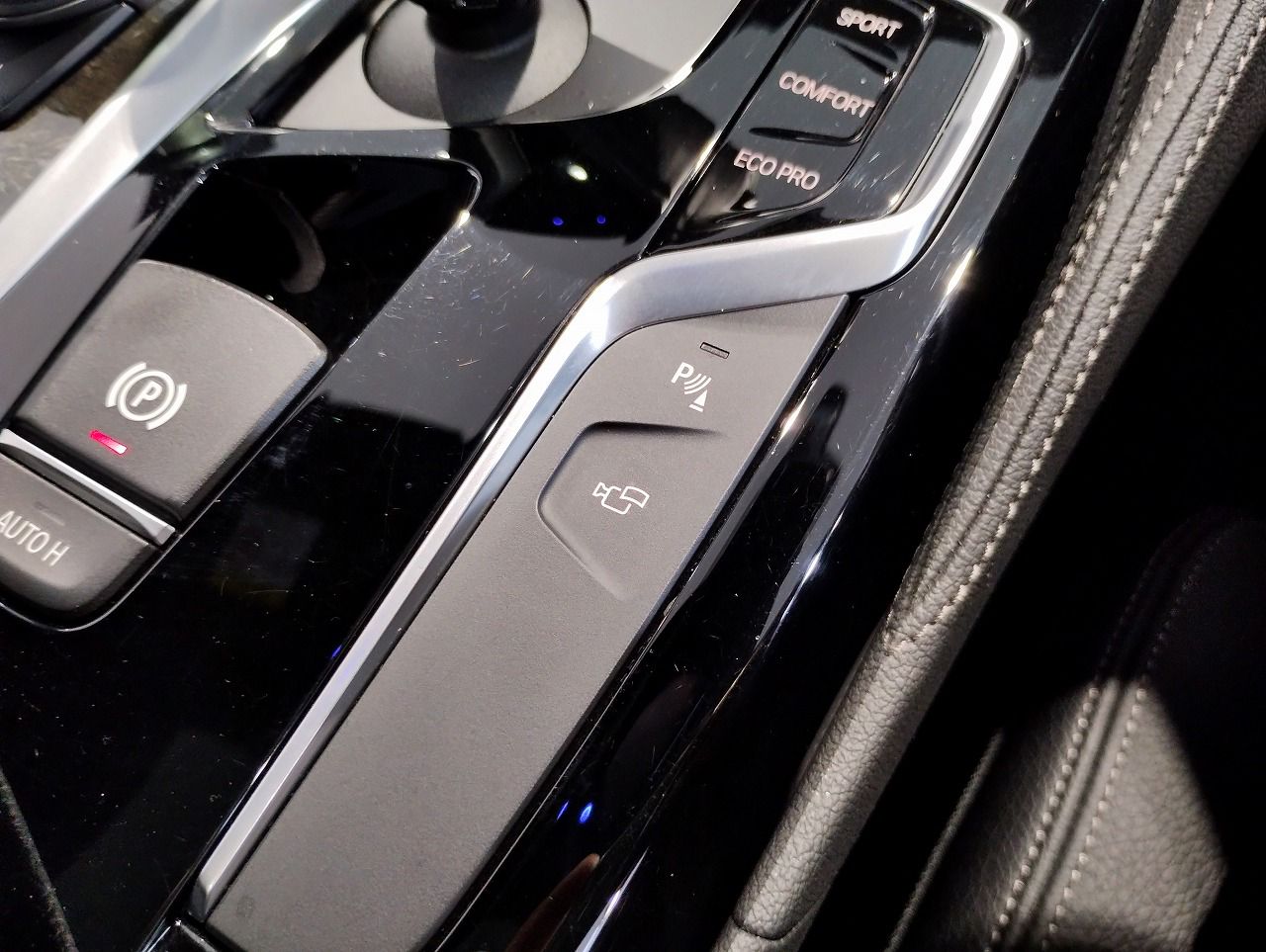 530I