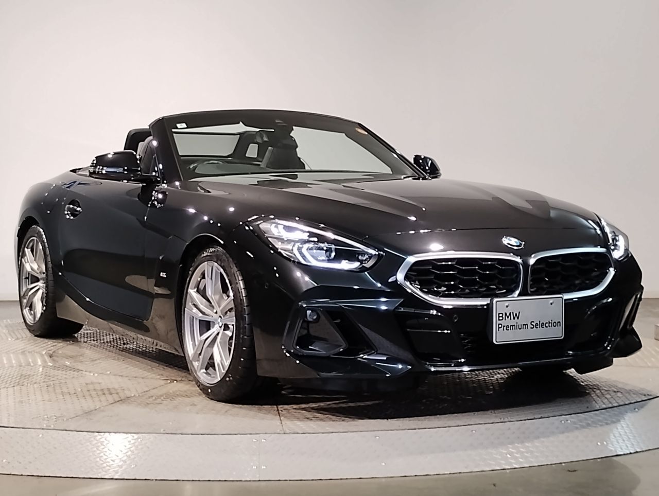 G29 z4 sDrive20i RHD