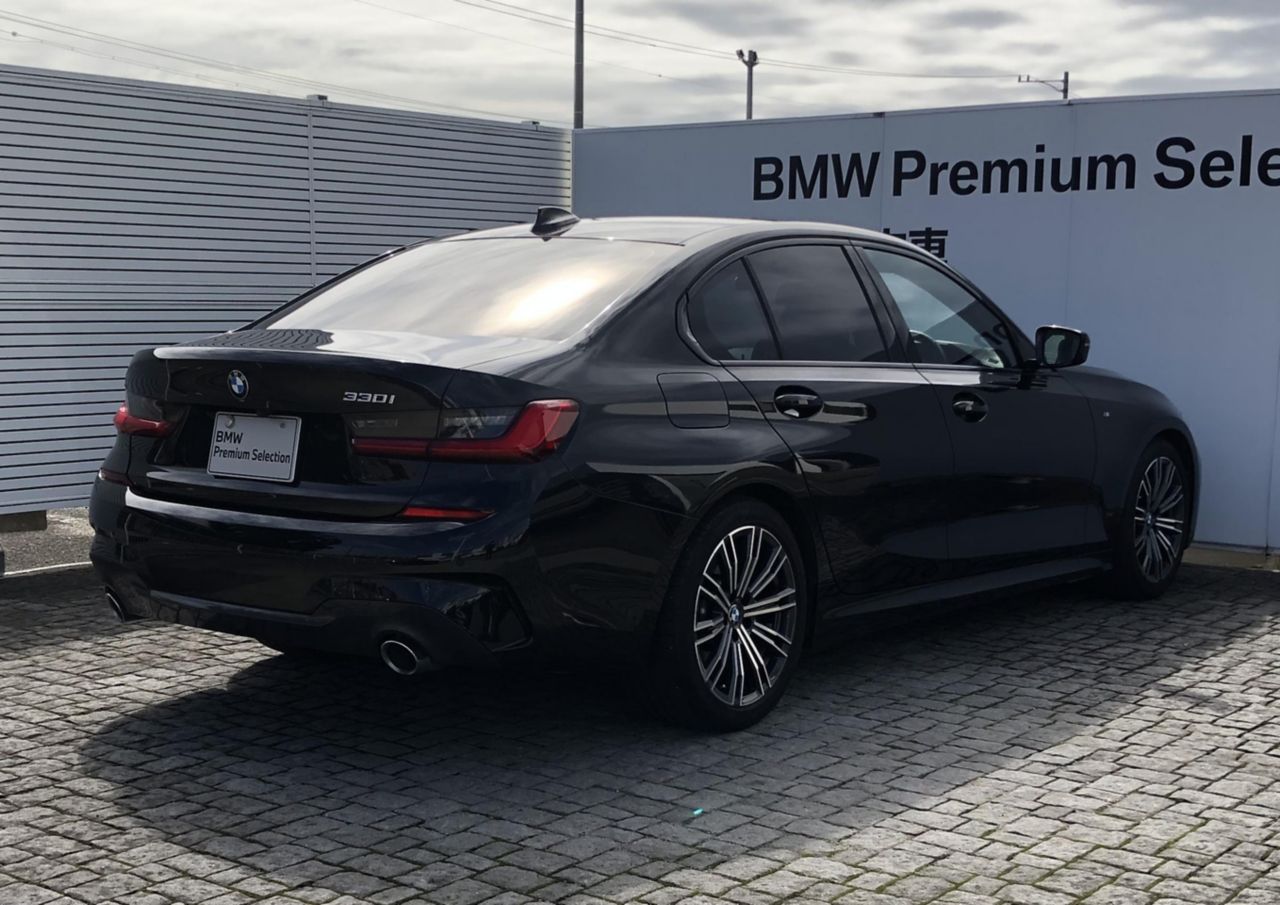 330i Berline RHD