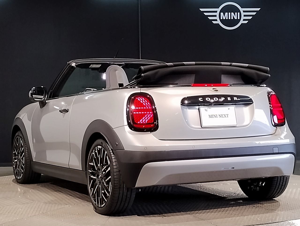 F67 MINI Cooper Convertible C