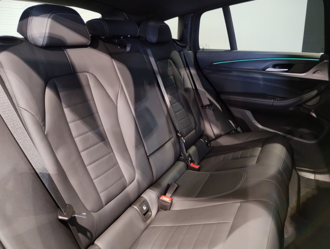 X4 xDrive20d RHD