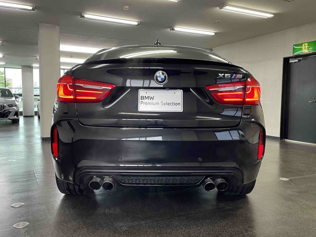 X6M RHD