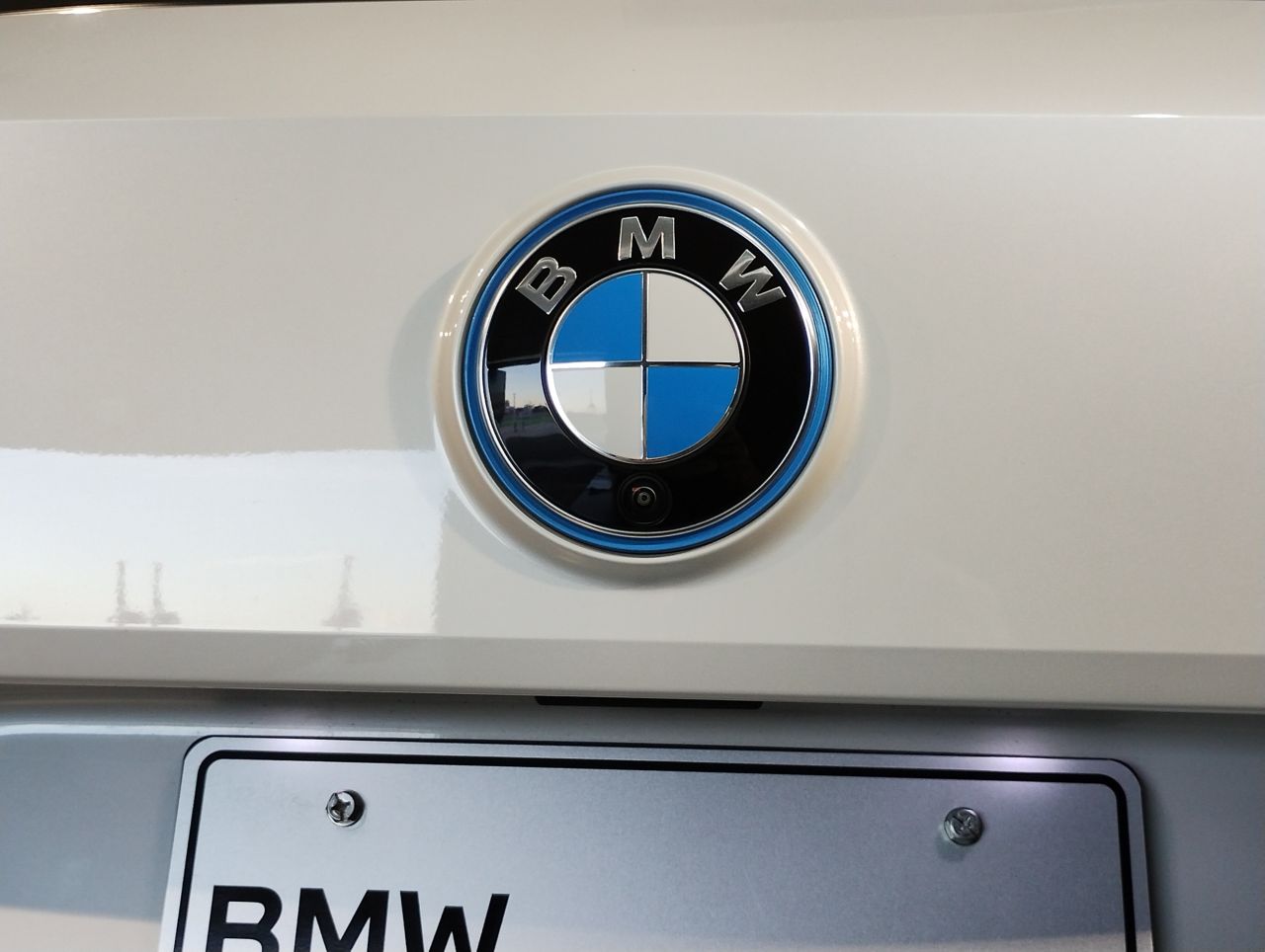 i20 iX xDrive40