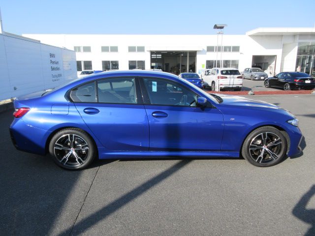 320d xDrive Berline RHD