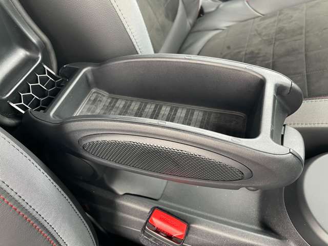 MINI JCW 3 Dr