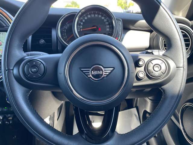 F56 MINI Cooper 3-Door Hatch LCI