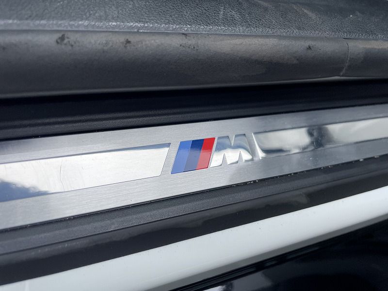 G26 i4 M50 RHD