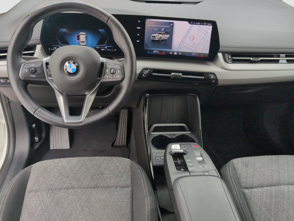BMW 218