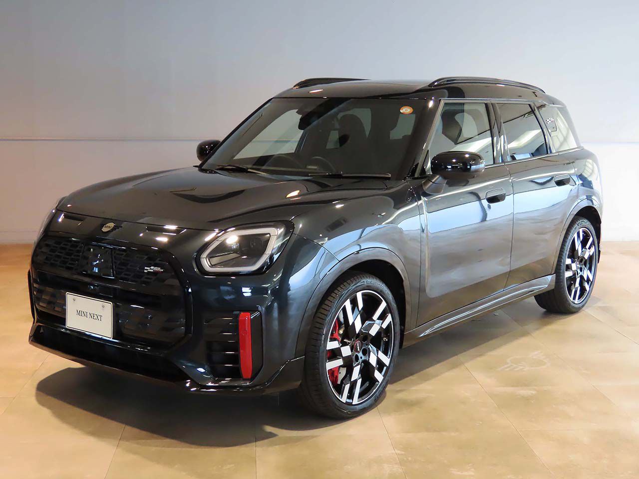 THE NEW MINI JOHN COOPER WORKS COUNTRYMAN ALL4