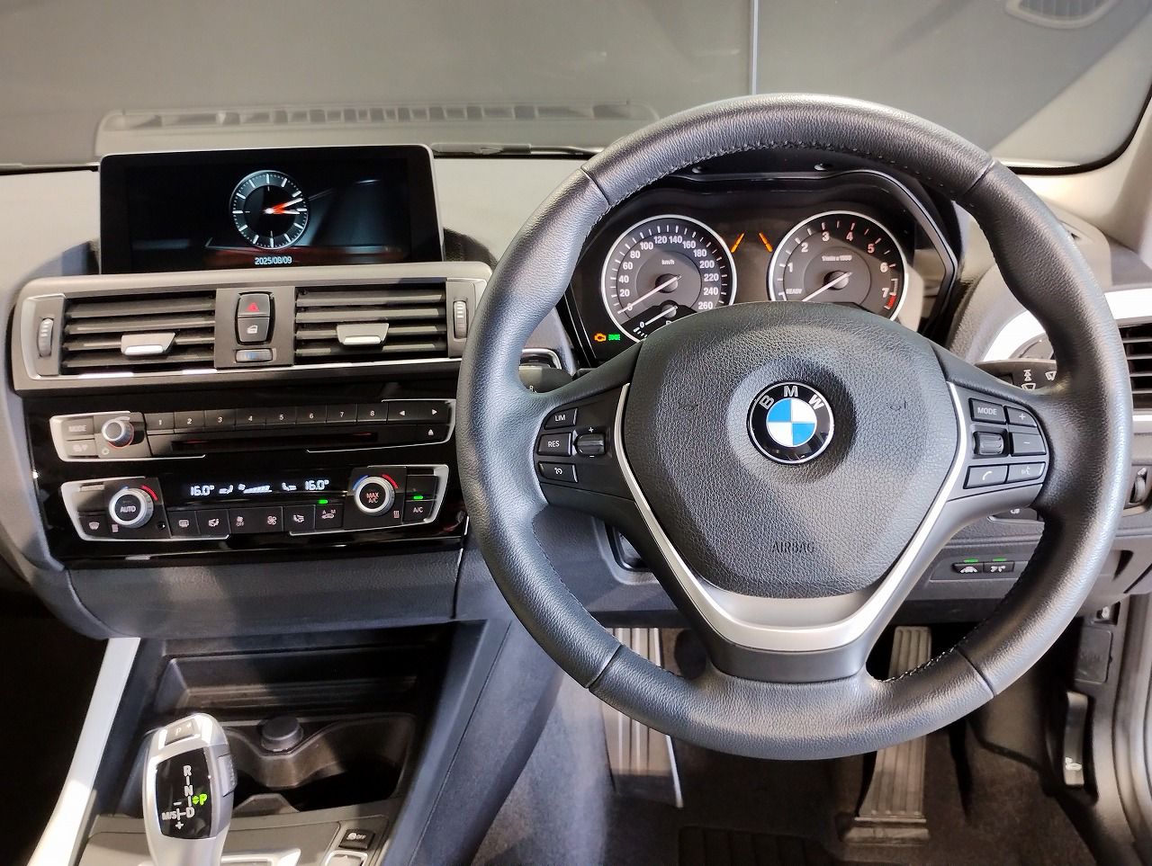 118 5DOOR RHD