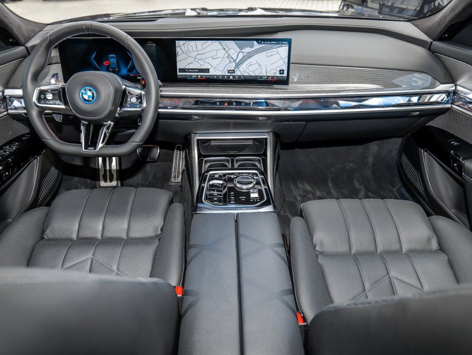 BMW 760