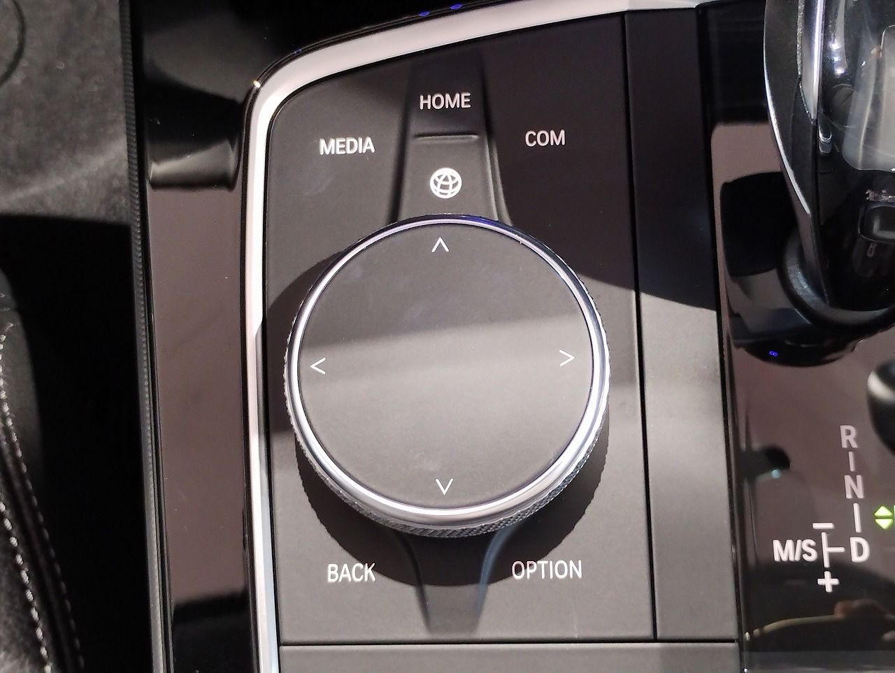 F40 118d Sports Hatch 5-door B47 2.0d