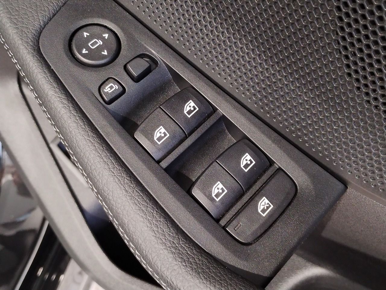 F40 M135i xDrive Sports Hatch 5-door B48 2.0i