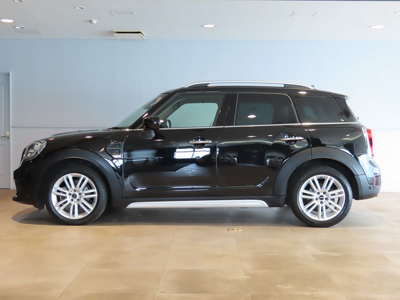 MINI CROSSOVER COOPER D