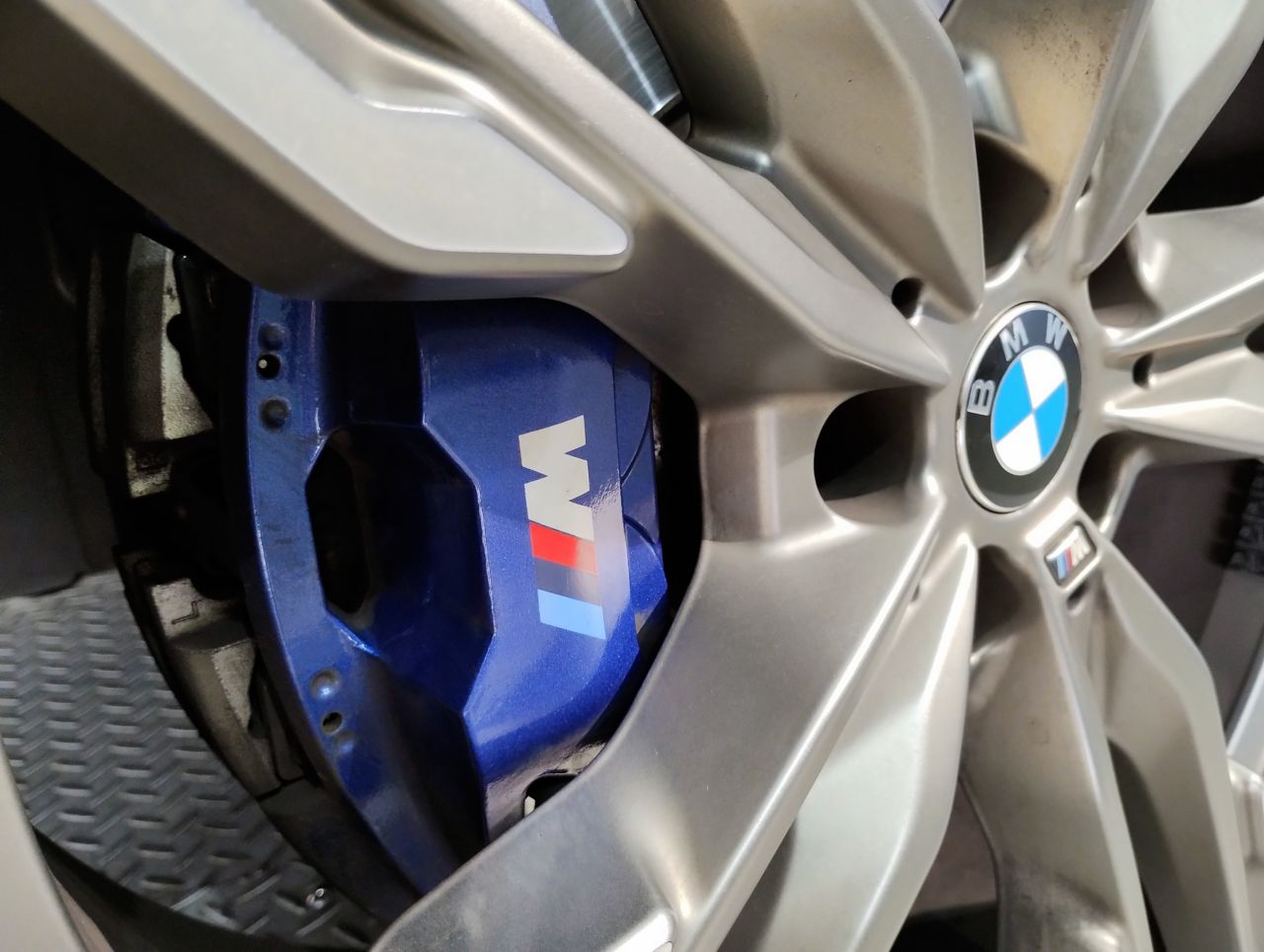 X4 M40i RHD