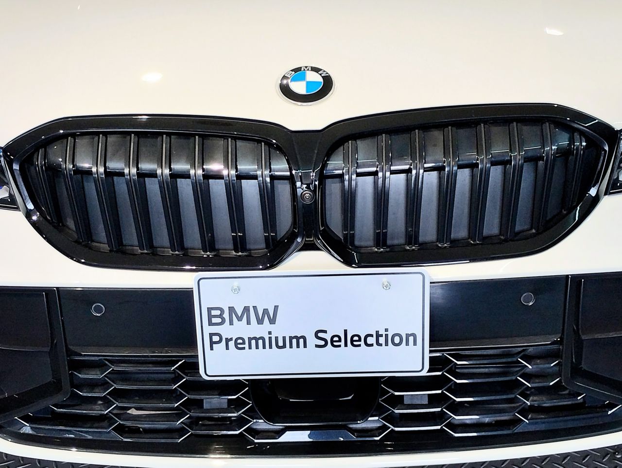 320d xDrive Berline RHD