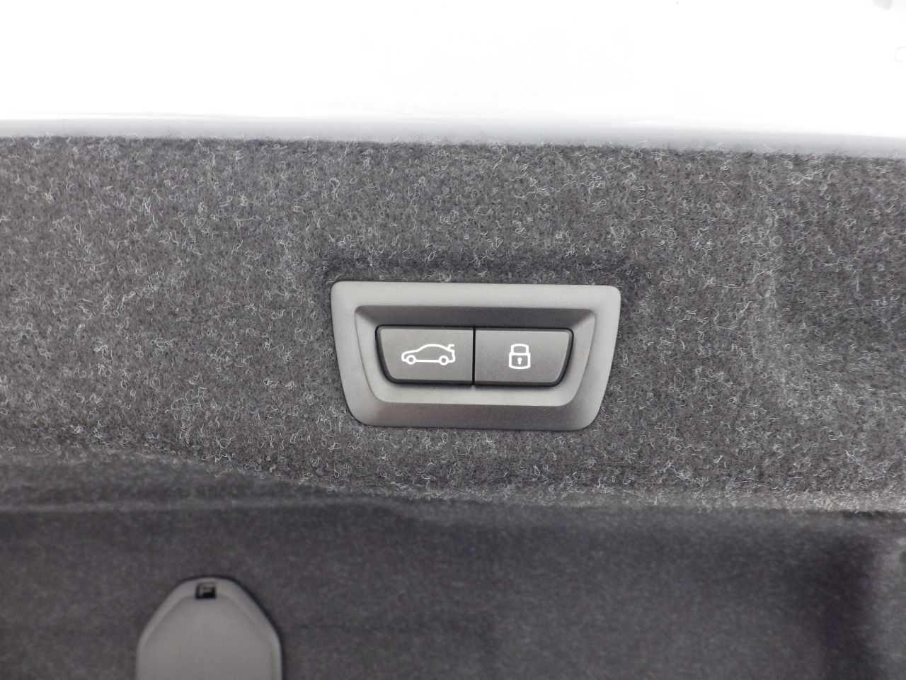 BMW i5 eDrive40 Sedan RHD