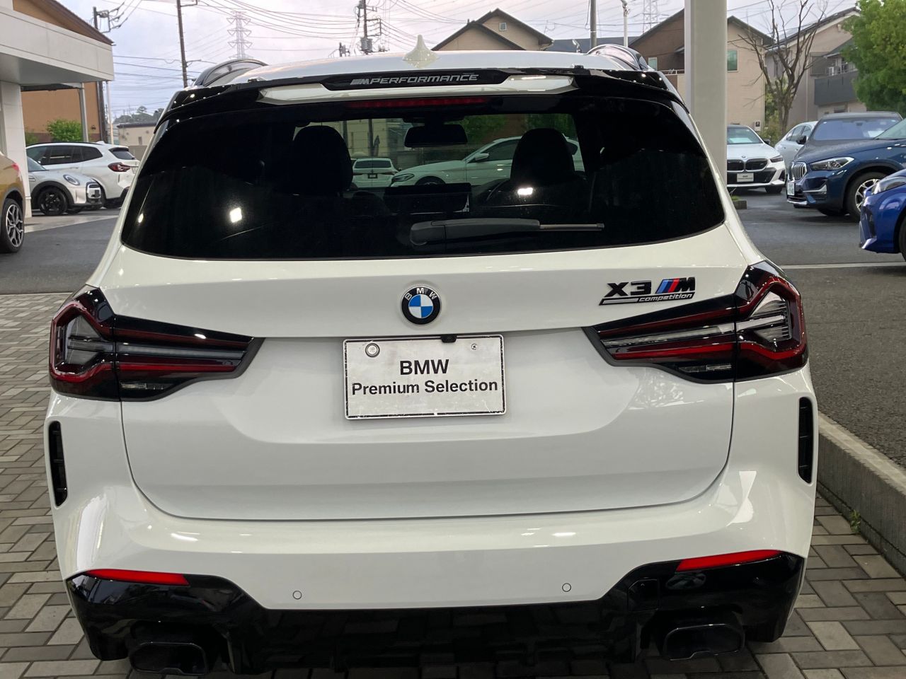 G01 X3 M40d RHD LCI ZA
