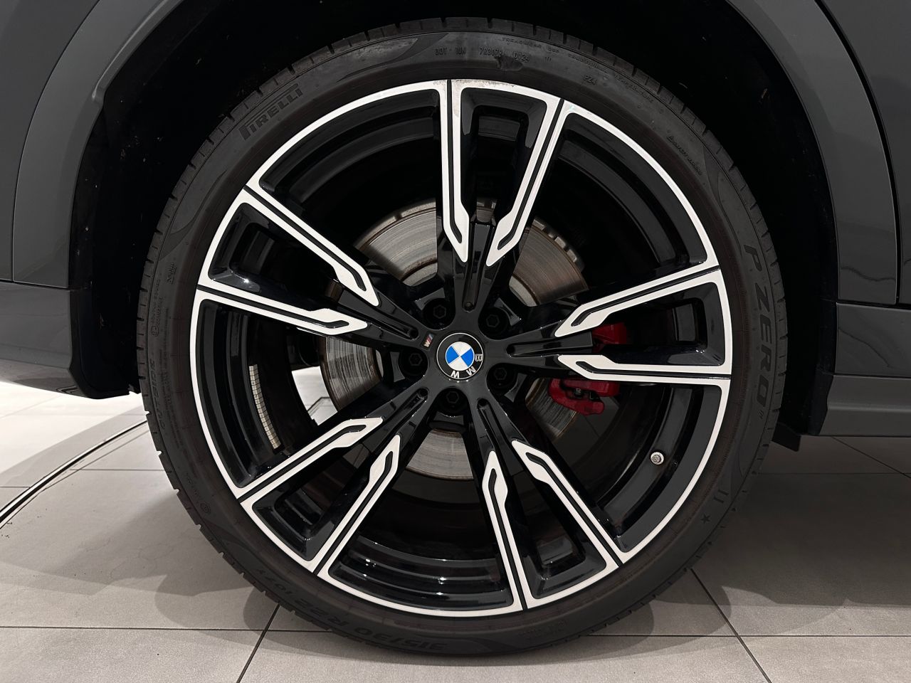 X6 M60i xDrive RHD