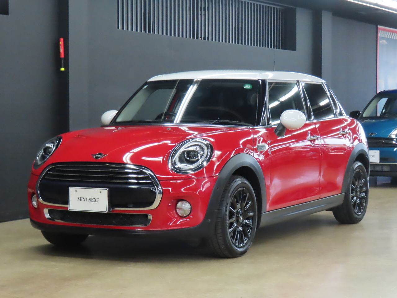 F55 MINI Cooper 5-Door Hatch LCI