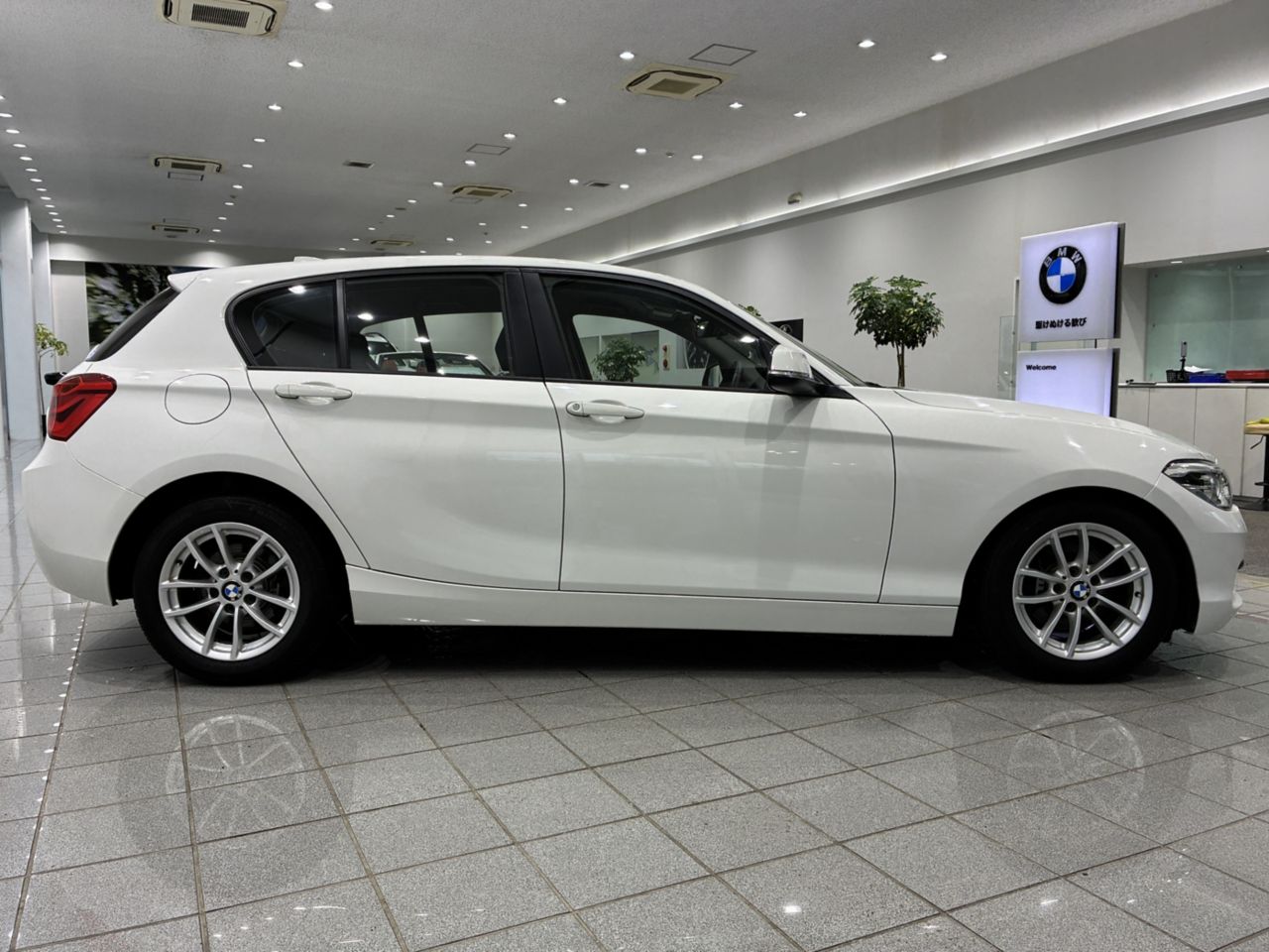 118 5DOOR RHD
