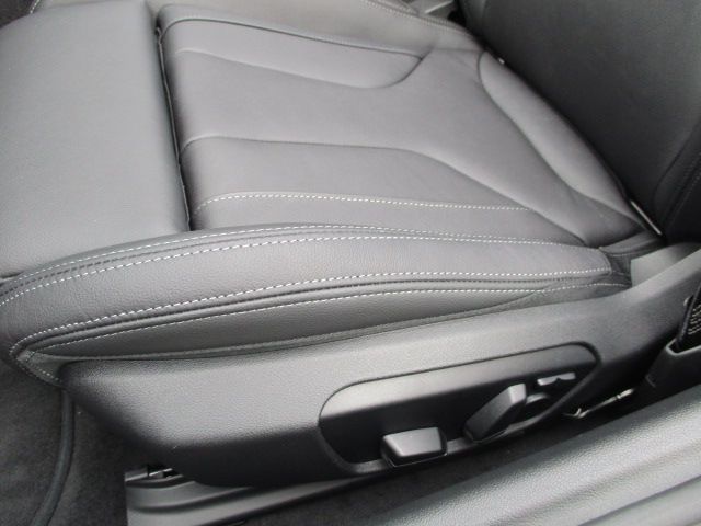 G29 z4 sDrive20i RHD