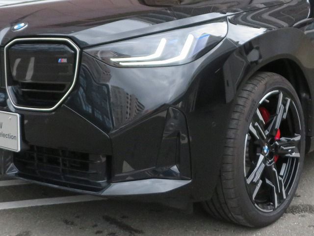 X3 M50 US