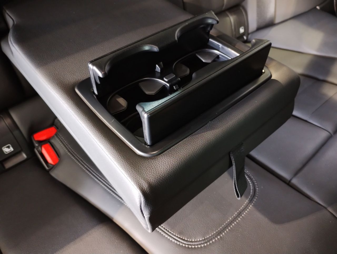 320d xDrive Berline RHD