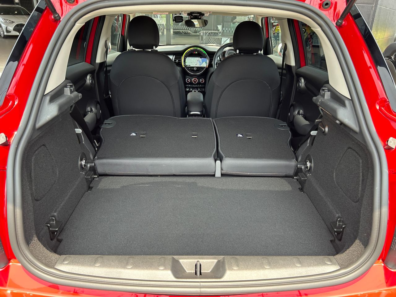 F55 MINI Cooper 5-Door Hatch LCI