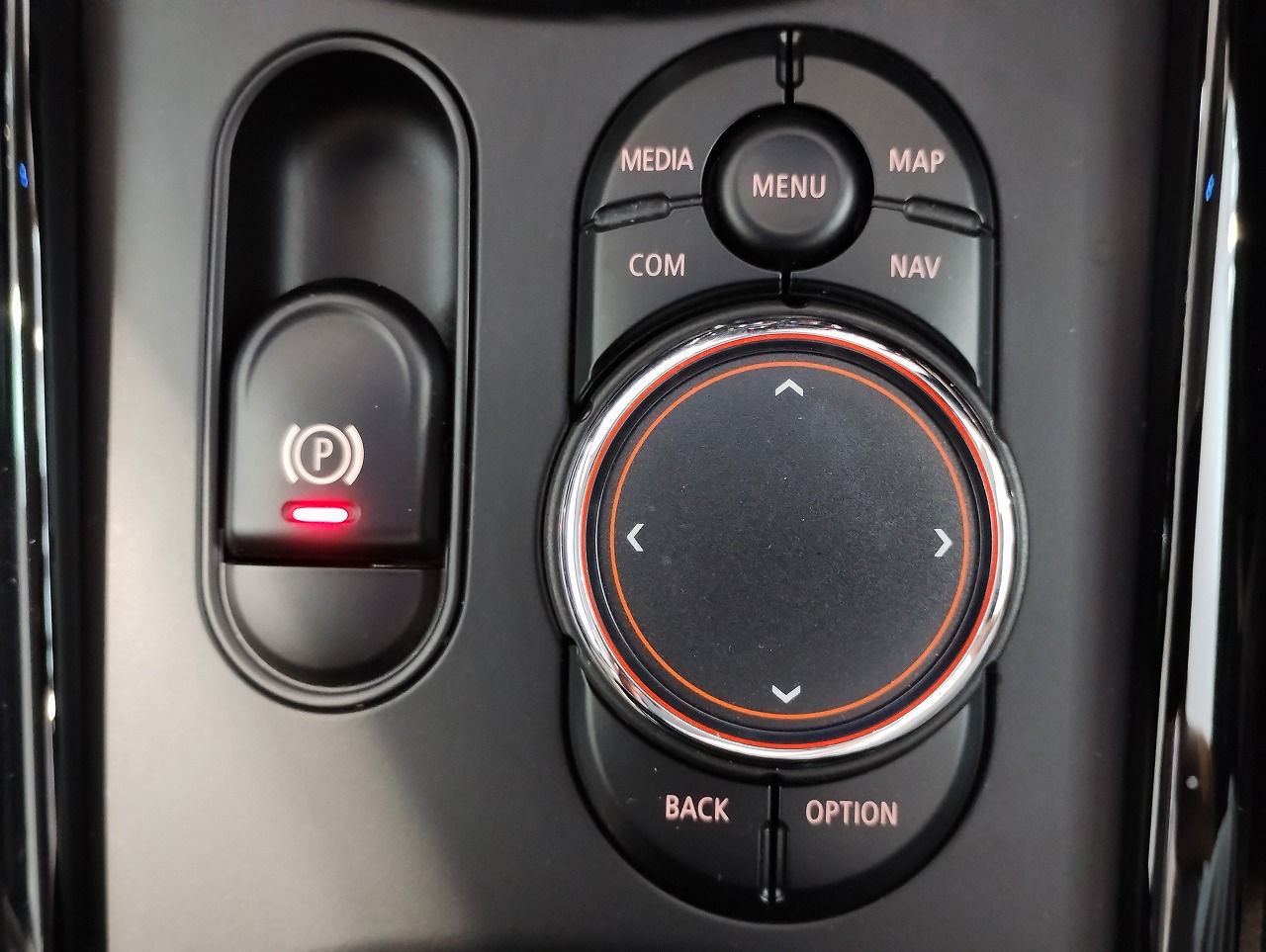 MINI CLUBMAN COOPER S D