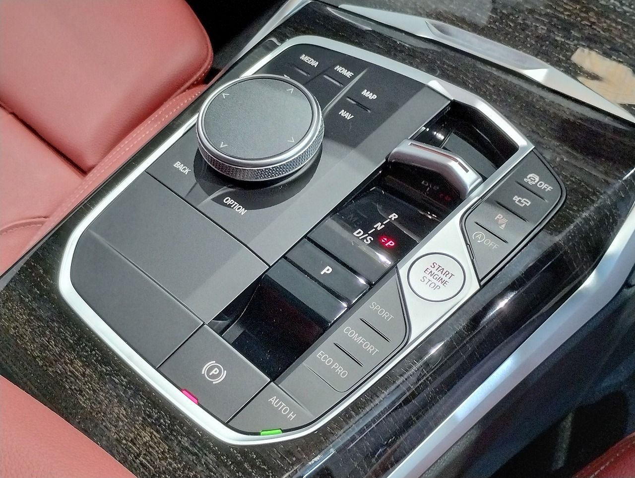 G20 320i Saloon LCI RHD MX